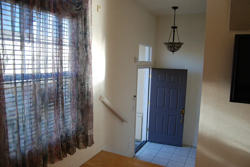 3737 Langdon Cmn — Photo 4
