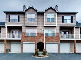 207 Vinings Forest Cir SE, Smyrna, GA 30080