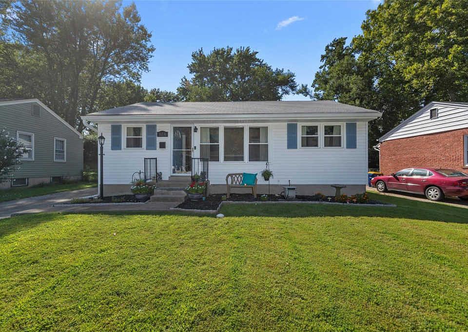 1st image of 10376 Saint Katherine Ln