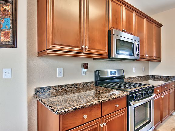 3rd image of 8595 New Valley Way