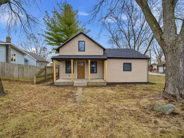 207 S Elm St, Mulberry, IN 46058