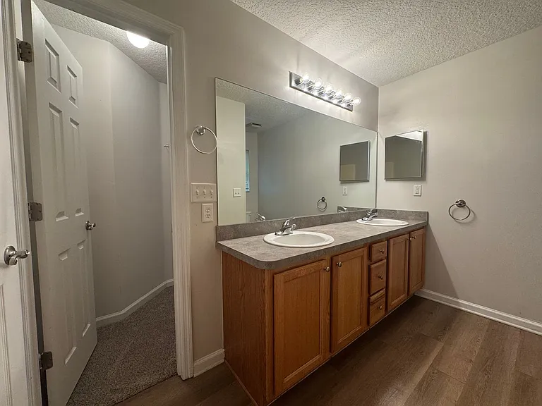 130 Harwillo St — Photo 12