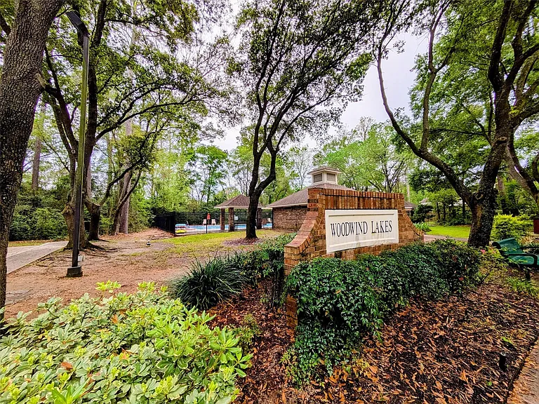 9222 Symphonic Ln — Photo 47