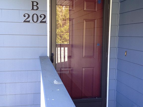 3rd image of 31080 State Route 20 APT B202