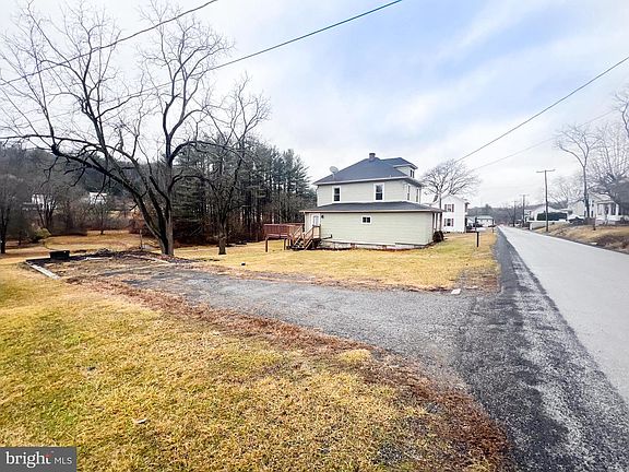 3rd image of 80 Snook Rd