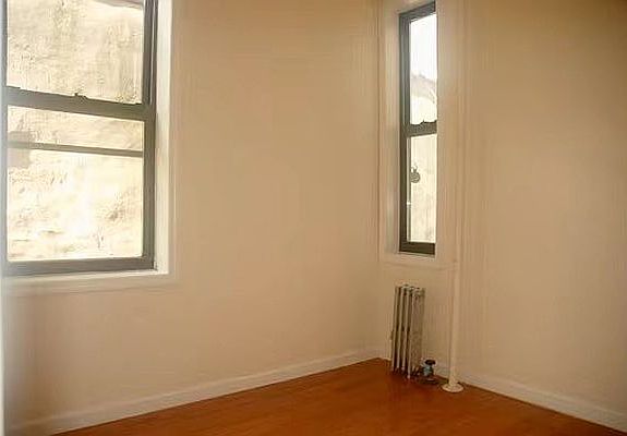 3rd image of 54 Henry St APT 14