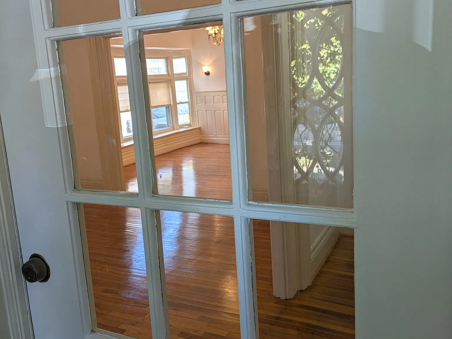3 bed, 1350 sqft, $1,795 — Photo 2