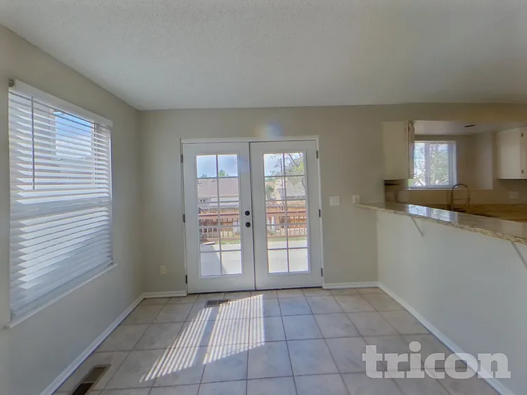 12155 Monaco Dr — Photo 5