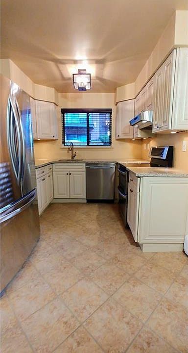 1st image of 5 Briarcliff Dr S APT 510