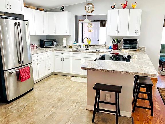 2nd image of 236 Las Palmas Blvd #236