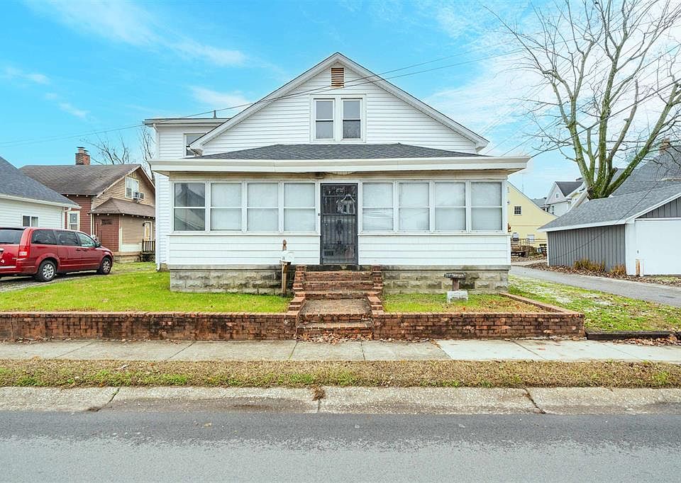 1st image of 116 E Parrish Ave