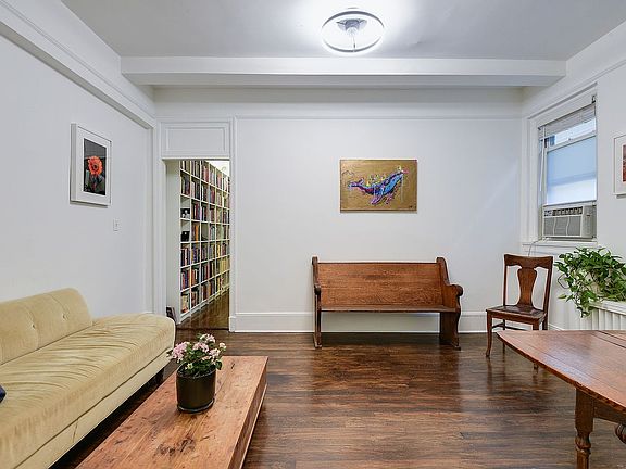 4th image of 264 Lexington Ave APT 1D