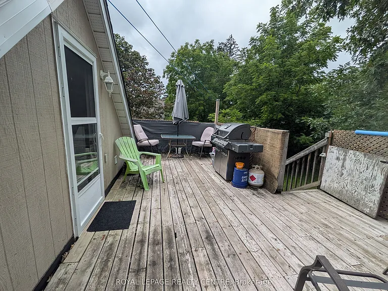 10 Dufferin St — Photo 12