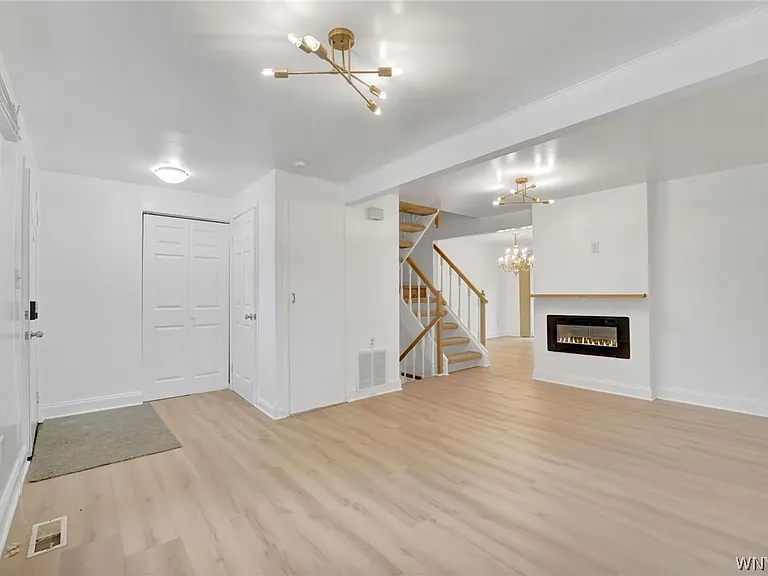 1 Apollo Dr — Photo 6