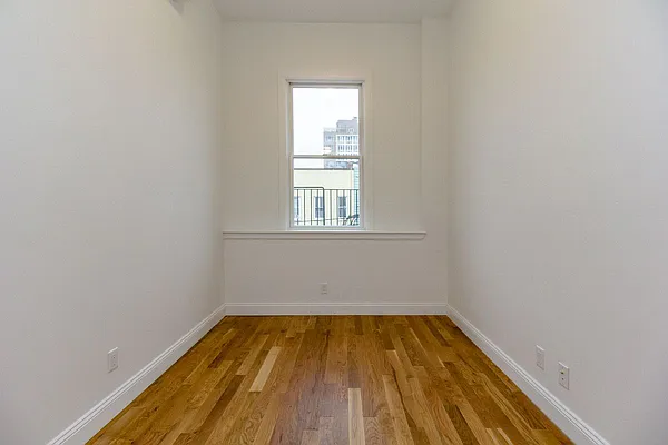 Rented by Hagstrom Management Inc | media 4