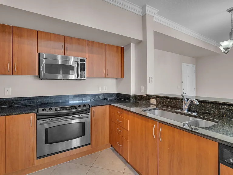 233 S Federal Hwy #603 — Photo 3