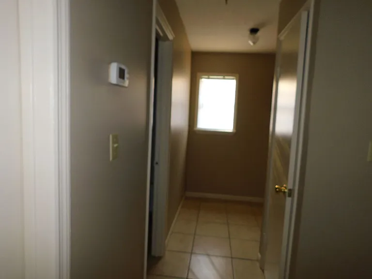 3846 Manor Ct — Photo 10