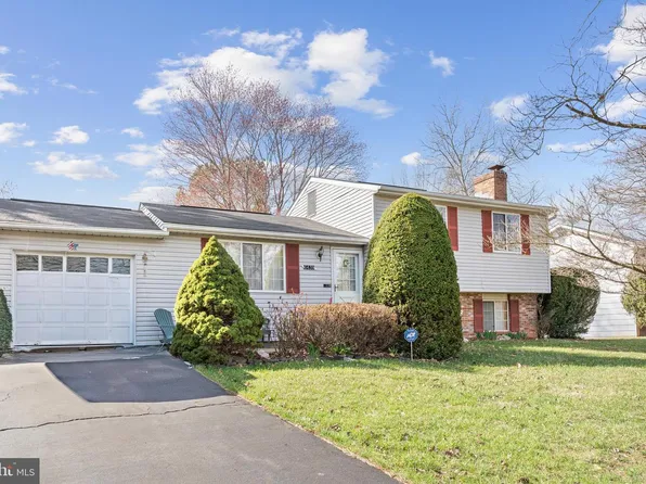 6439 Lancaster Dr, Warrenton, VA 20187