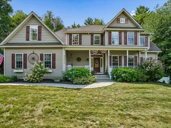 13 Post Road, Hooksett, NH 03106