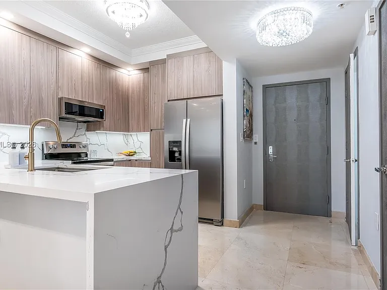 16275 Collins Ave #1503 — Photo 8