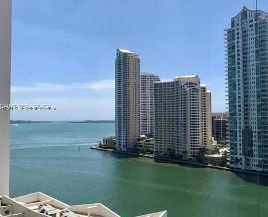 1st image of 300 S Biscayne Blvd #L-l32