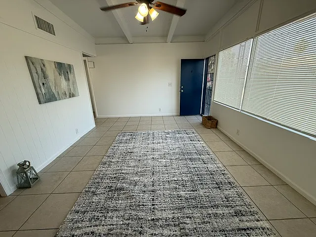 6251 N 48th Ave #4 — Photo 3