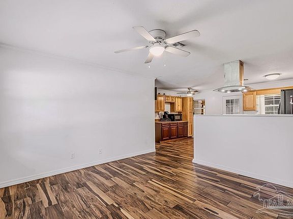 4th image of 4708 Dean Dr