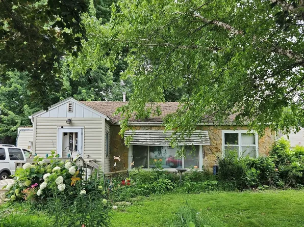 320 W Main St, Blooming Prairie, MN 55917
