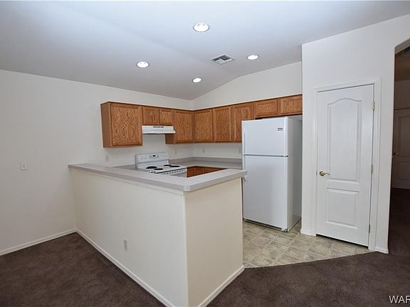 3rd image of 2462 Highland Trl