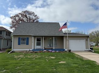 610 W Washington St, Winterset, IA 50273