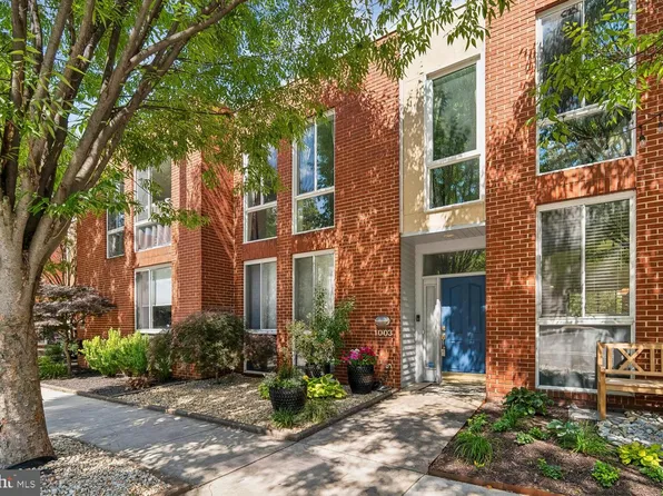 1003 Covington St, Baltimore, MD 21230