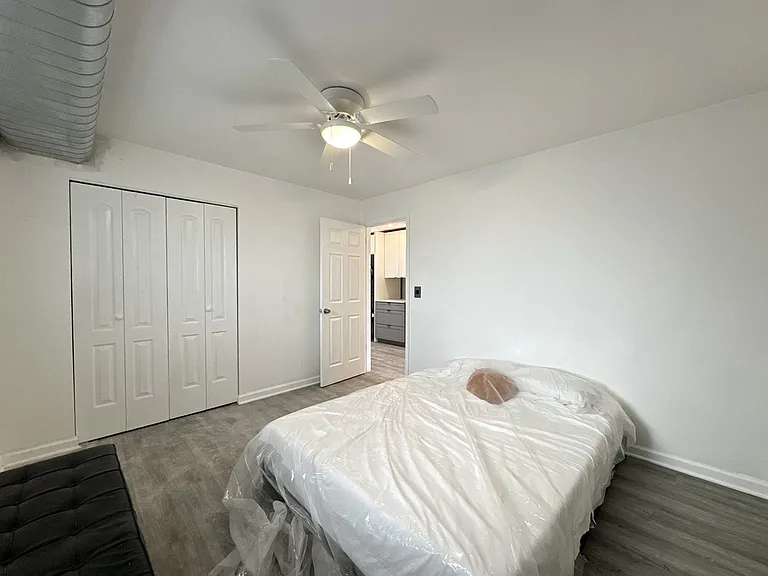 5947 W Montrose Ave #2R — Photo 12