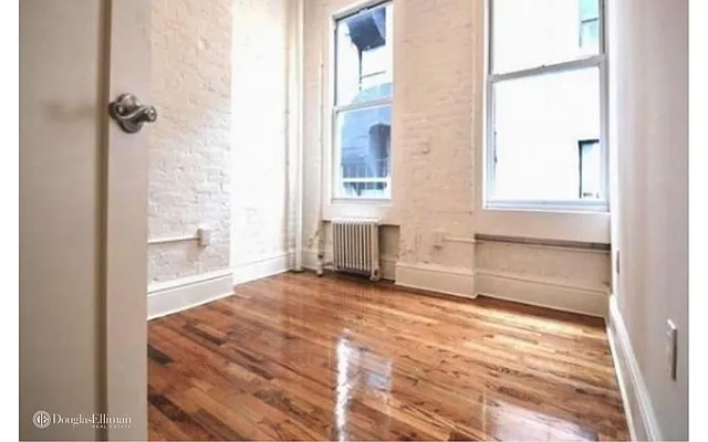 Rented by Douglas Elliman | media 27