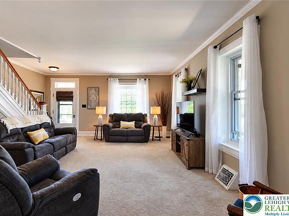 4th image of 5 Bowers Rd
