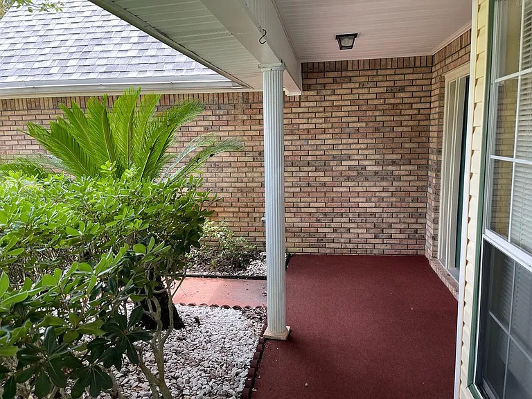 378 Brookwood Blvd — Photo 3