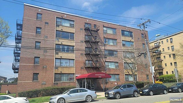 1st image of 2365 Hudson Ter APT 3C