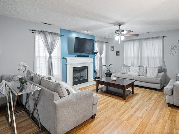3rd image of 2355 Salem Park Ct