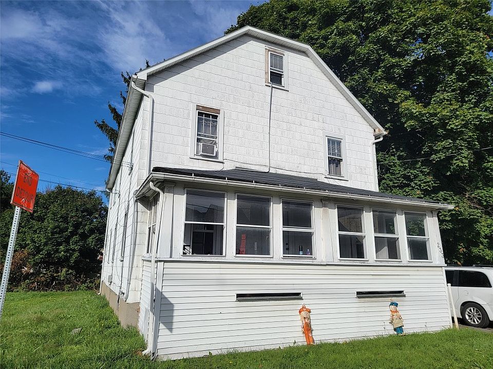 1st image of 233 Lester Ave