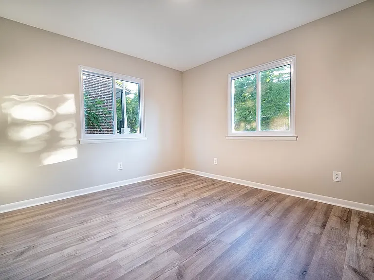 184 1st Ave #1 — Photo 4