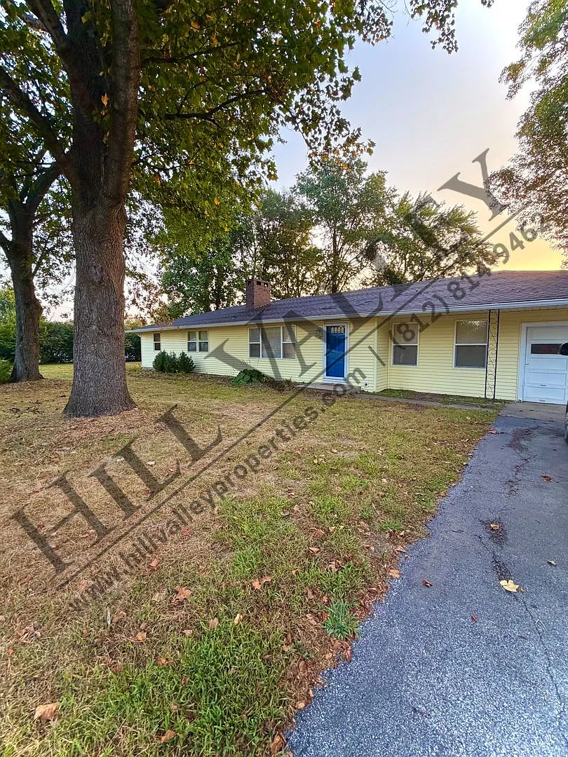 Four Bedroom Home - North — Photo 1