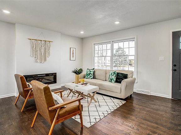 5th image of 18113 Hanthorne Dr