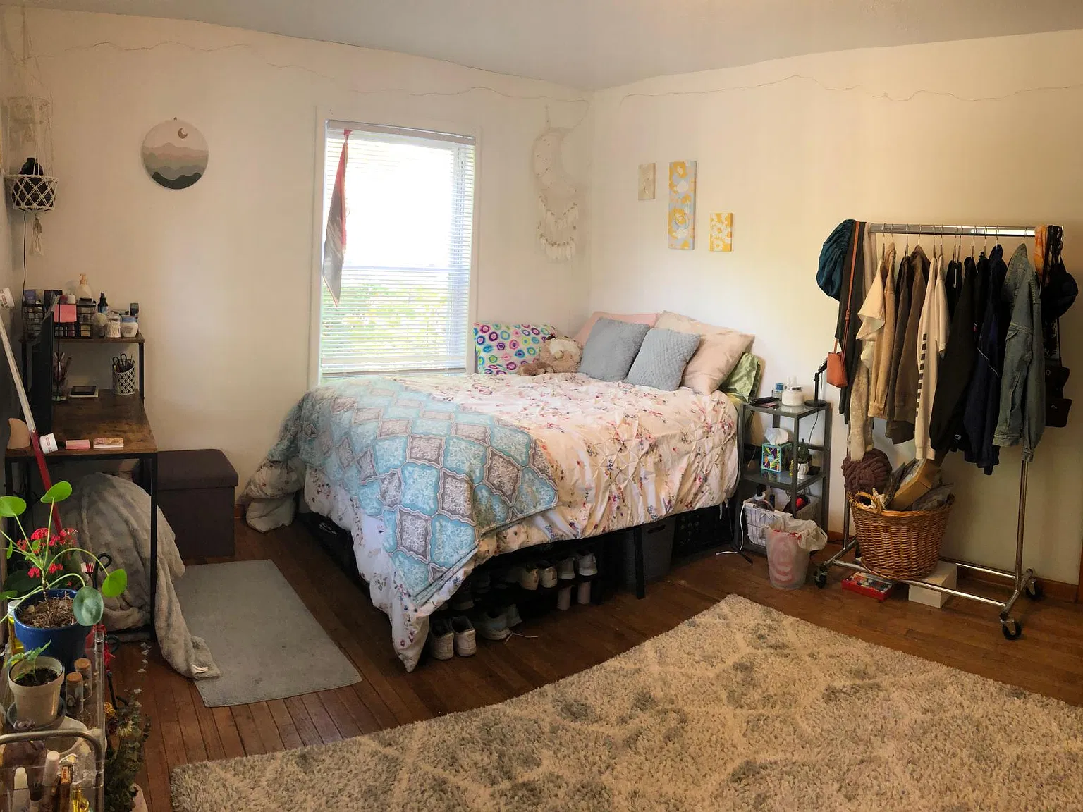 4 bed, 2320 sqft, $2,740 — Photo 4