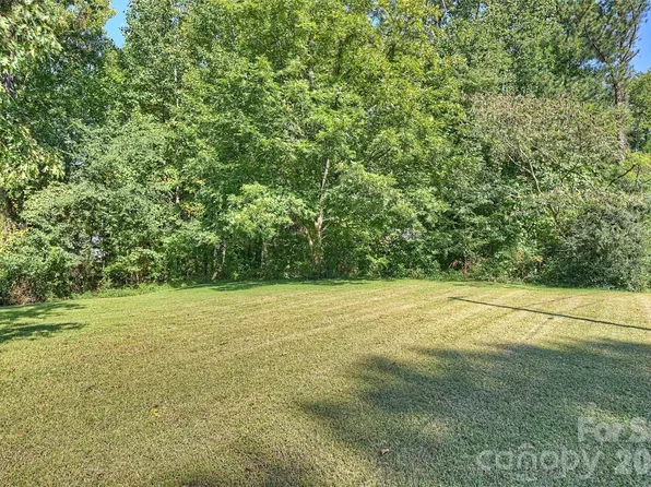 409 Lyndon St, Kannapolis, NC 28083