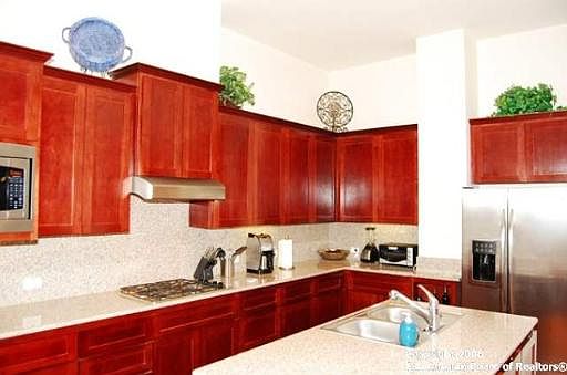 5th image of 230 DWYER AVE #1102