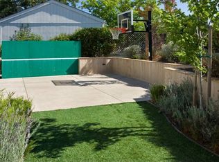 1044 Lea Dr, San Rafael, CA 94903