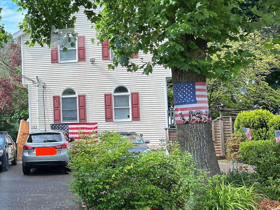 1st image of 127 Washington St #F