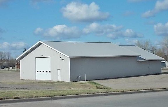 3rd image of 122 College Dr N