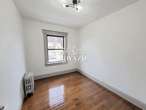 5th image of 67 N Grove St #9