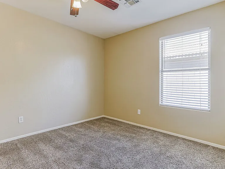 2053 W Hayden Peak Dr — Photo 12
