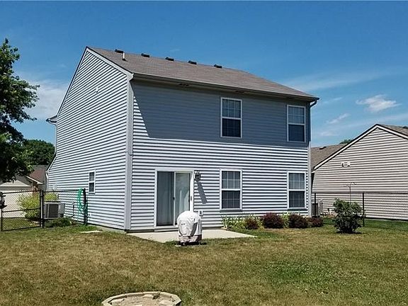 Nice sized patio with a fenced yard....